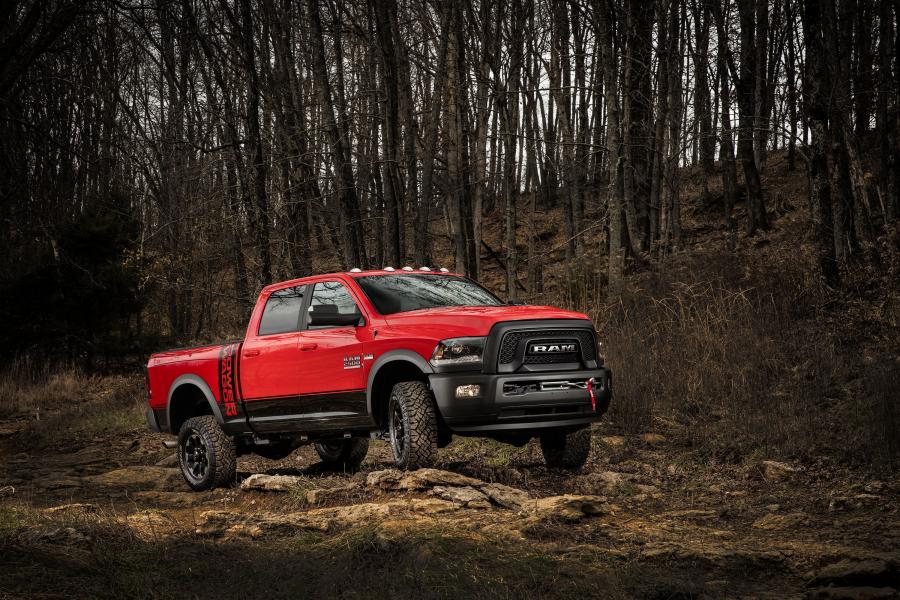  Dodge Ram 2500 Power Wagon Crew Cab 2016 года  (фото 7 из 28)